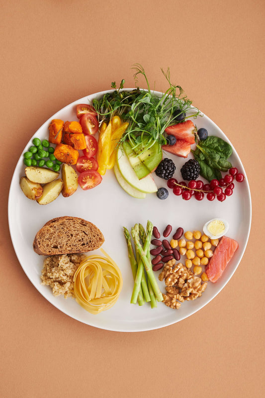 Smart Nutrition: The Ultimate Guide to Eating Better and Transforming Your Health
